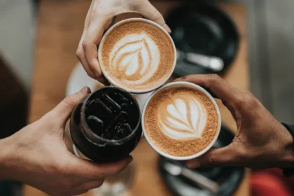 Mengenal Sejarah Hingga Tradisi Ngopi di Indonesia