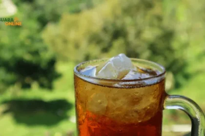 Bahaya Es Teh: Minuman Menyegarkan yang Berdampak bagi Kesehatan
