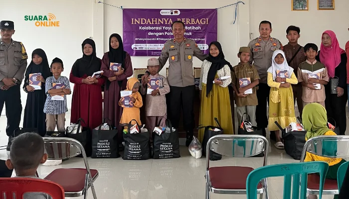 Jumat Berkah! Yayasan Alfatihah Gelar Santunan Anak Yatim Bersama Polsek Genuk