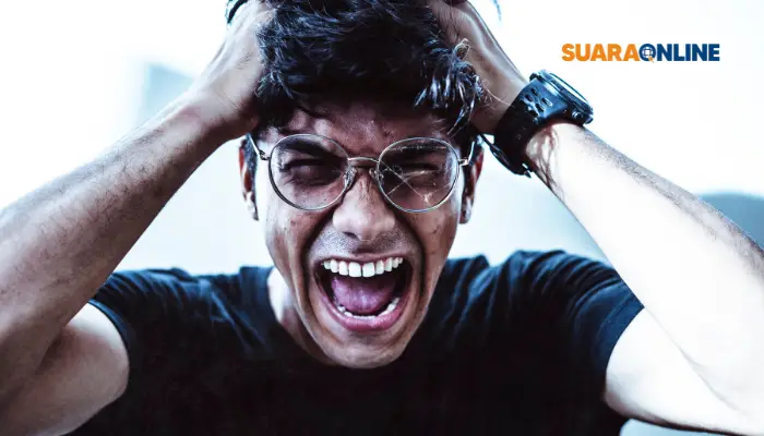 Mengenal Tall Poppy Syndrome dan 3 Cara Mengatasinya!