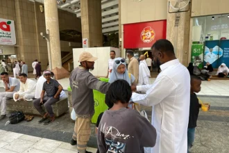 Yayasan Alfatihah Melakukan Distribusi Minuman di Tanah Suci Melalui Program Sedekah Air Baitullah 