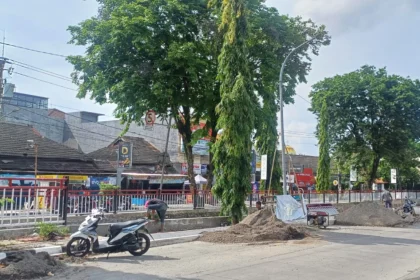 Berpotensi Timbulkan Kemacetan: Perbaikan Jalan di Tlogosari Raya II