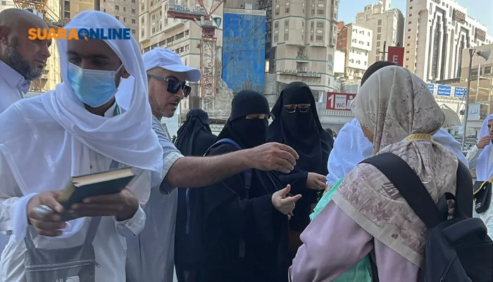 Sebanyak 450 Mushaf Tersalurkan untuk Jamaah Umrah Melalui Program Sedekah Mushaf Baitullah