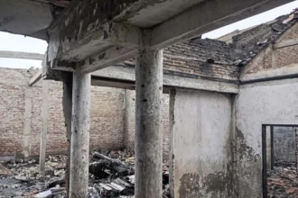 Cekcok Keluarga Berujung Kebakaran, Gudang Sofa di Kwaron Genuk Ludes Terbakar