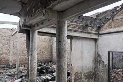 Cekcok Keluarga Berujung Kebakaran, Gudang Sofa di Kwaron Genuk Ludes Terbakar