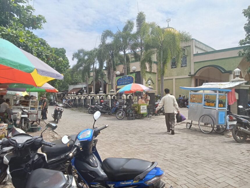 Masjid Dekat Pasar Bangetayu Jadi Tempat Ibadah dan Istirahat Bagi Pedagang