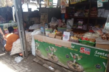Pasar Bangetayu Mulai Terapkan Pembayaran QRIS untuk Layani Pelanggan Cashless