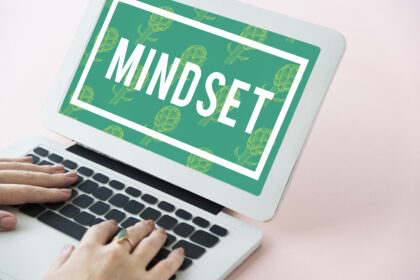 10 Mindset Orang Sukses yang Bisa Kita Tiru untuk Kehidupan yang Lebih Baik