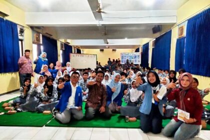 Udinus Gelar Seminar COMLIDIA 2025, Tekankan Etika Penggunaan Generatif AI kepada Pelajar 