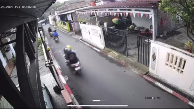 Konvoi Diduga Kreak Bersenjata Tajam Terekam CCTV di Permukiman Sendangguwo