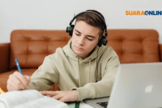 Suka Mendengarkan Musik? Inilah 6 Manfaatnya Bagi Kesehatan Fisik dan Mental