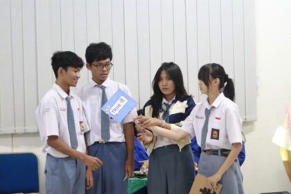 Mahasiswa Ilmu Komunikasi Udinus Kampanyekan Pencegahan Hoaks Lewat POST R.I.S.E.