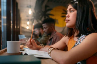 Ketika Penulis Novel Menjadi Terlalu Perfeksionis: Apa Jadinya?