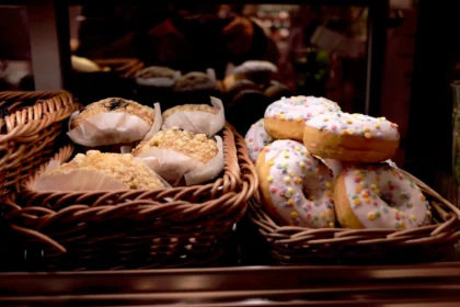Rekomendasi Makanan Viral di Semarang: Donat Jepang Viral Harga Terjangkau Mulai Dari 8 Ribuan aja!