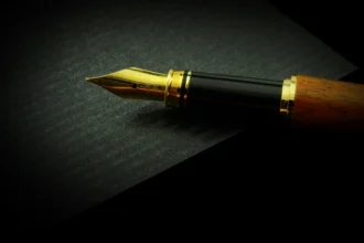 Dilema Penulis Novel: Bagaimana Cara Menghadapi Distraksi Ide Baru?