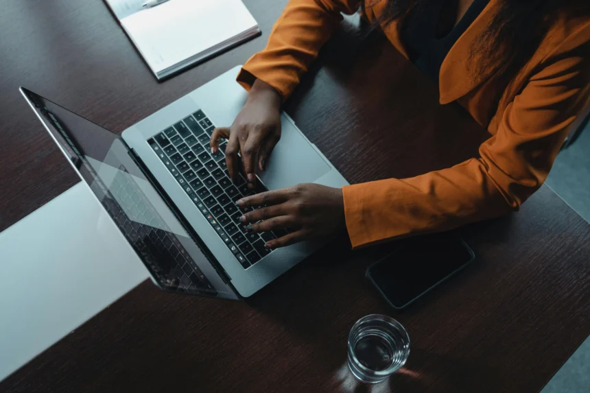 Rahasia Penulis Artikel Menghadapi Writer's Block: Tips Sederhana dalam Menghadapinya