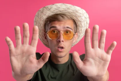 4 Manfaat Menjadi Orang Aneh, Ternyata Bisa Mengurangi Stres