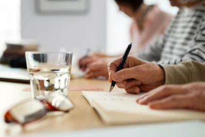 Benarkan Penulis Artikel Kebanyakan Berkepribadian Introvert?