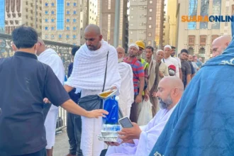Menutup Akhir Tahun dengan Distribusi 5.400 Porsi Sedekah Nasi Baitullah di Riyadh