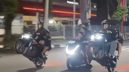 Aksi Atraksi Remaja di Jalan Raya Semarang Kembali Disorot, Keselamatan Jadi Taruhan