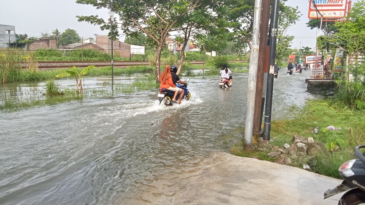 Banjir di Bangetayu Kulon Kembali Terjadi, Drainase Diduga Tak Mampu Tampung Debit Hujan