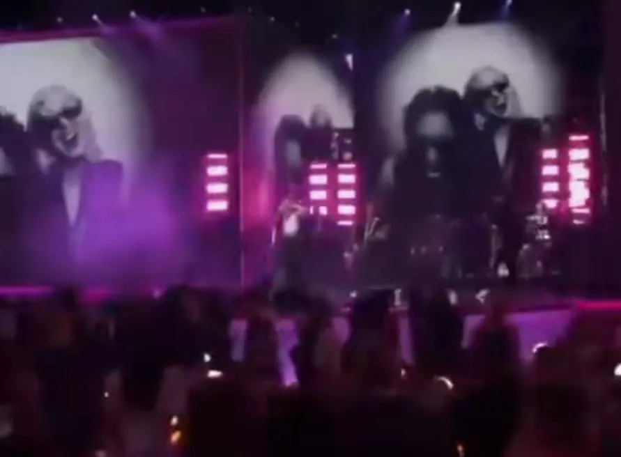 Rosé BLACKPINK Tampil di GRAMMYS 2026, Bawakan “APT” Bersama Bruno Mars