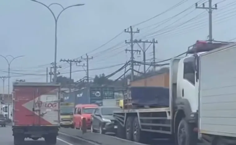 Kemacetan Dampak Truk Mogok Tambak Aji Merembet Hingga ke Pantura