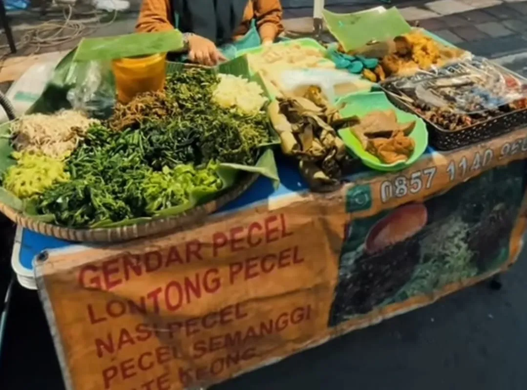 Rekomendasi Kuliner di Semarang: Gendar Pecel Nikmat Harga Mulai dari 8 Ribuan Aja! 