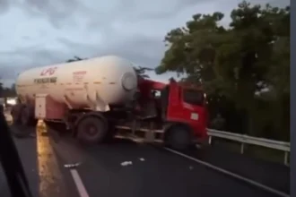 Kecelakaan Truk di Tol Bawen–Semarang, Lalu Lintas Sempat Terganggu