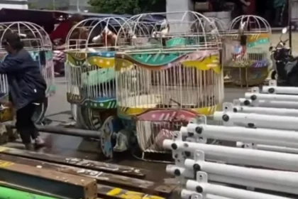 Menjelang Dugderan 2026, Wahana Permainan Mulai Dipersiapkan Di Sekitar Kawasan