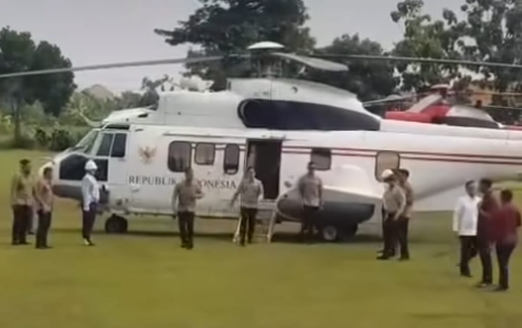 Wapres Gibran Tinjau Lokasi Bencana Tanah Gerak di Desa Padasari Tegal