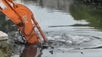 Pengerukan Sedimen di Kali Tenggang, Harapan Baru Kurangi Genangan di Kawasan Genuk