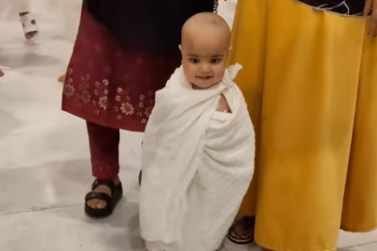 Bocah Berpakaian Ihram Jalan Ceria di Masjidil Haram, Warganet Ikut Terharu