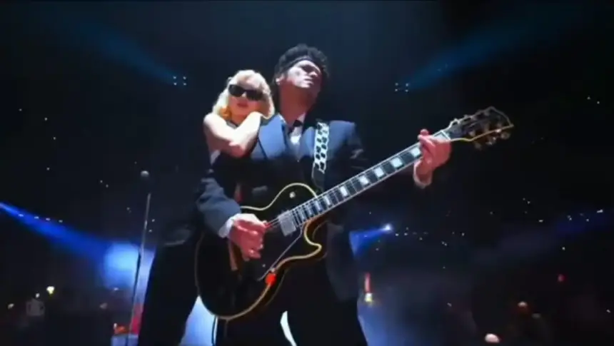 Rosé BLACKPINK Tampil di GRAMMYs 2026, Bawakan “APT” Bersama Bruno Mars