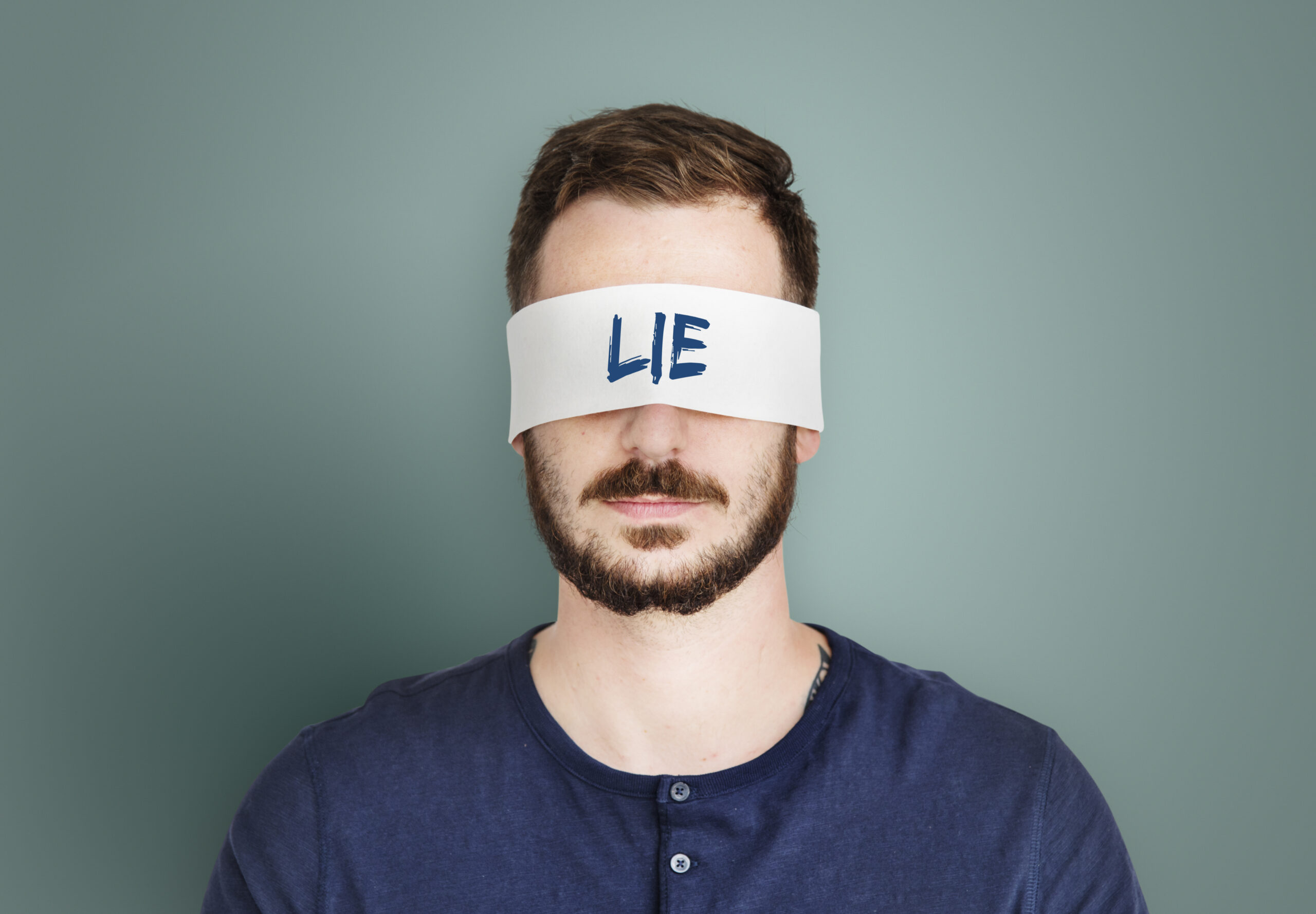 Mengenal Impostor Syndrome dan Cara Mengatasinya di Dunia Kerja Modern