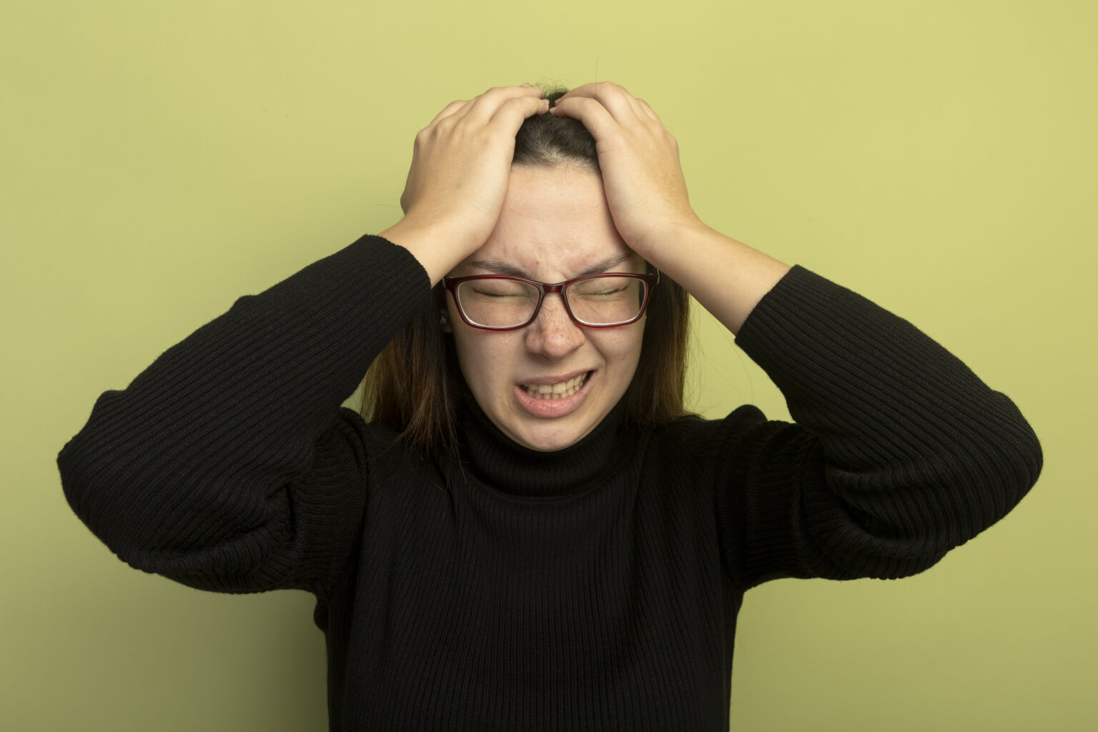 Teknik Mengontrol Pikiran Negatif yang Membatasi Diri