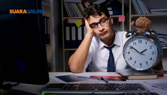 Kerja Seharian Membuat Lelah? Inilah 7 Tips Recharge Energi Saat Jam Istirahat!