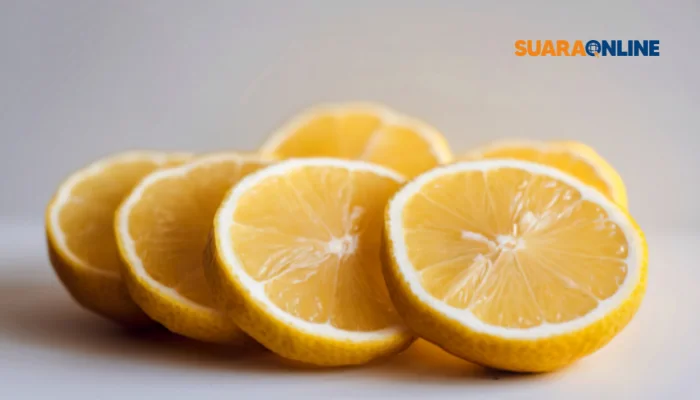 Lemonading Mindset: Pemikiran Hidup Sederhana yang Membuat Lebih Bahagia dan 5 Alasan Menerapkannya!