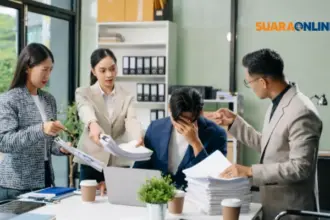 Menghadapi Kritik Tanpa Tersinggung dan Emosional: Cara Tetap Tenang dan Mengubah Kritik Jadi Peluang Bertumbuh