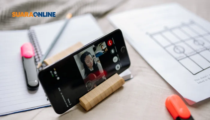 Menonton Short Video Dapat Mempengaruhi Otak? Yuk Kenali Inilah 5 Bahayanya!