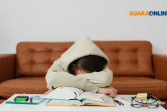 Bagaimana Mengenali Diri Saat Sudah Burnout: Tanda-Tanda yang Sering Diabaikan