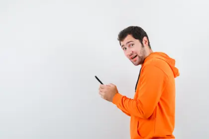 Doomscrolling Addiction yang Berbahaya Bagi Kesehatan Otak