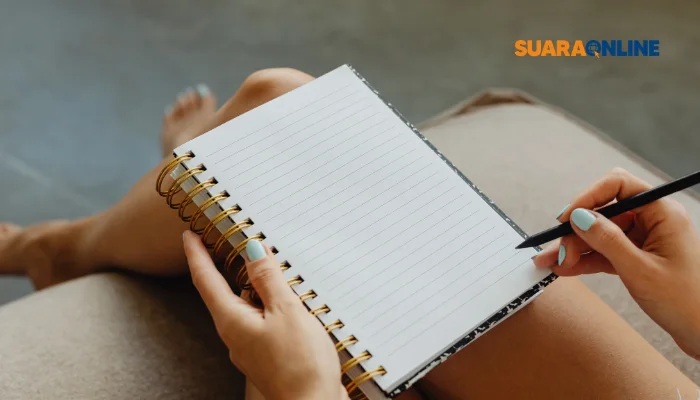 Pentingnya Jurnal sebagai Media Refleksi Diri untuk Hidup yang Lebih Tertata