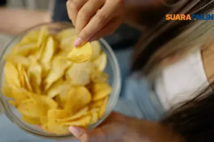 Bukan Lagi Sekadar Camilan, Keripik Kini Jadi Teman Makan yang Nggak Bisa Dilewatin di Tiap Suapan