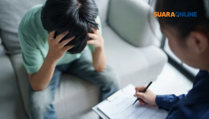 Langkah pertama untuk menguatkan mental adalah mengenali pengaruh lingkungan terhadap diri sendiri.