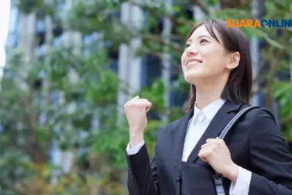 Cara Meningkatkan Kepercayaan Diri Secara Bertahap agar Tidak Mudah Runtuh saat Menghadapi Tekanan