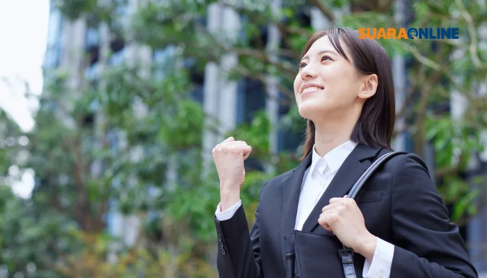 Cara Meningkatkan Kepercayaan Diri Secara Bertahap agar Tidak Mudah Runtuh saat Menghadapi Tekanan