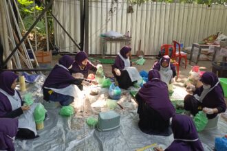Tak Hanya Qurban, Yayasan Alfatihah Hadirkan Sedekah Daging untuk Warga yang Belum Mampu Berkurban