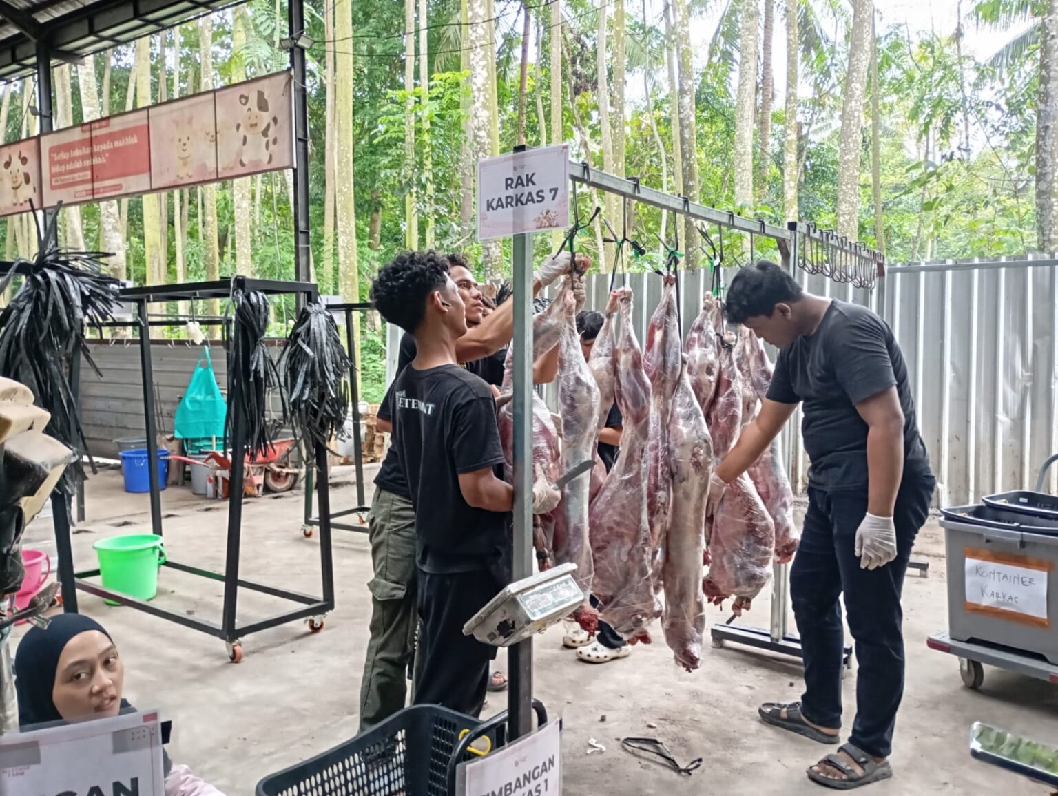 Begini Cara Cerdas Yayasan Alfatihah Saat Kelola Ribuan Hewan Qurban