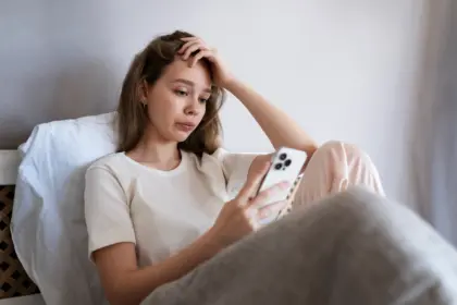 Fenomena Doomscrolling Makin Ramai, Banyak Anak Muda Mengaku Mental Jadi Lebih Lelah